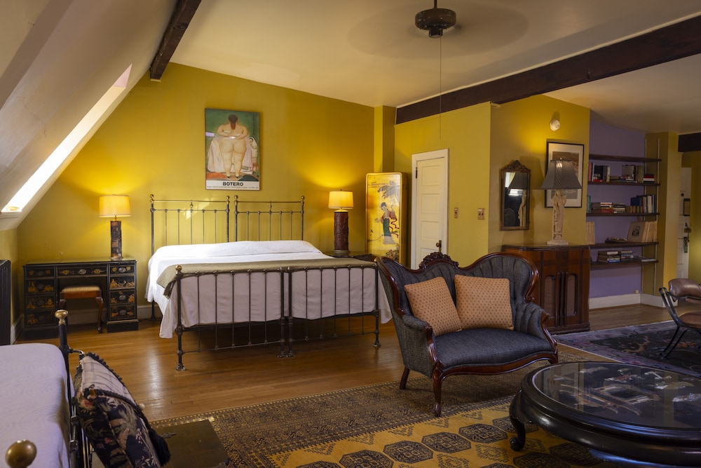 Tabard Inn - photo 40