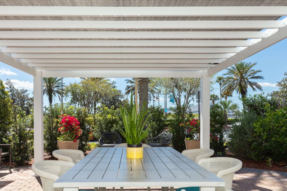 Hilton Garden Inn Daytona Beach Airport - photo 102