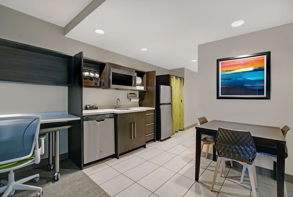 Home2 Suites Asheville Airport - photo 20