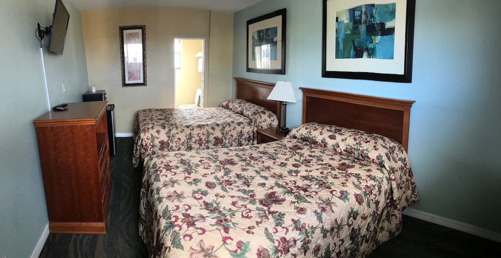 San Marina Motel - photo 17