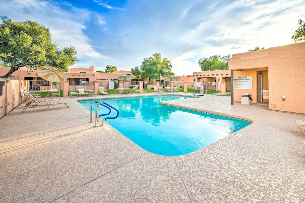 Peoria Oasis with Resort Amenities 2 Mi To Downtown - featured photo