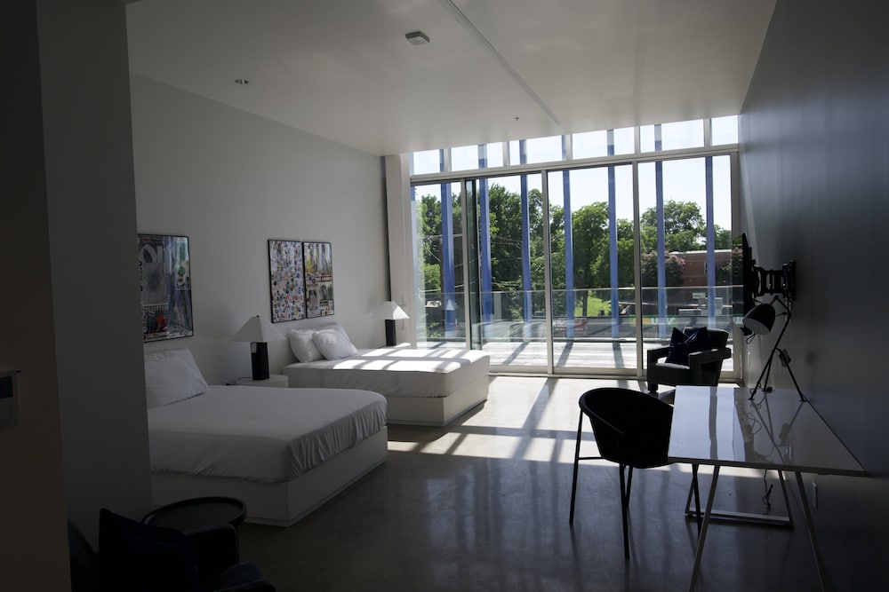Hotel Revel - photo 36