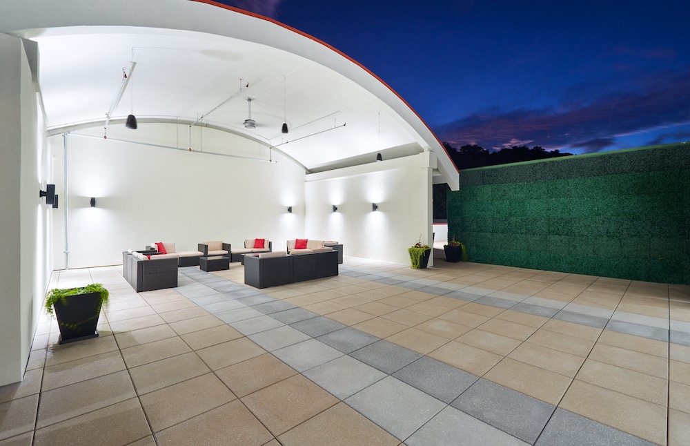 Candlewood Suites Asheville Downtown by IHG - photo 50