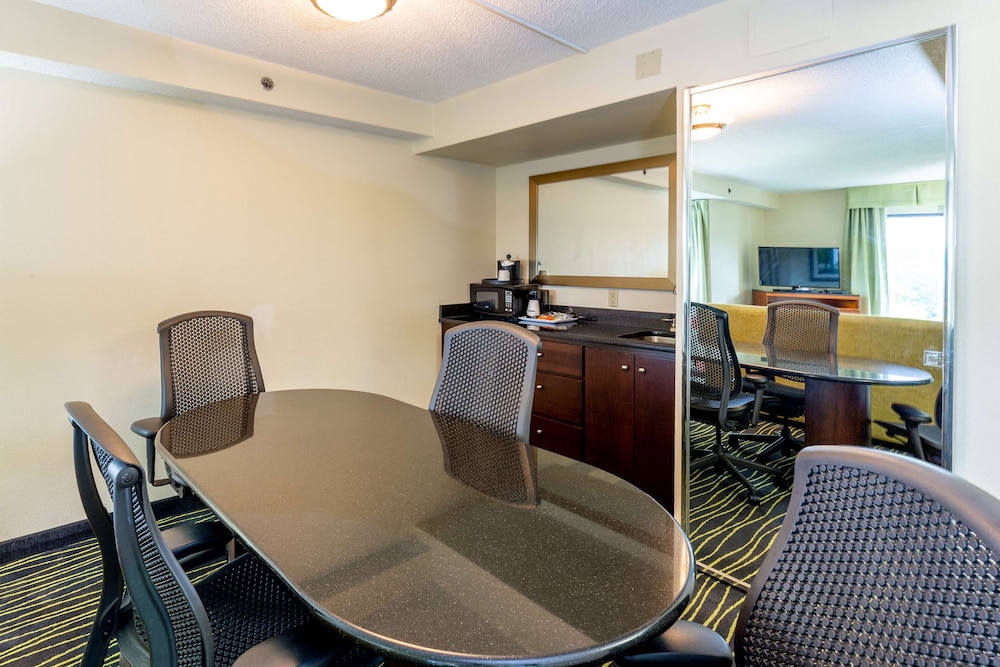 Hampton Inn Columbia I 26 Harbison Blvd. - photo 35