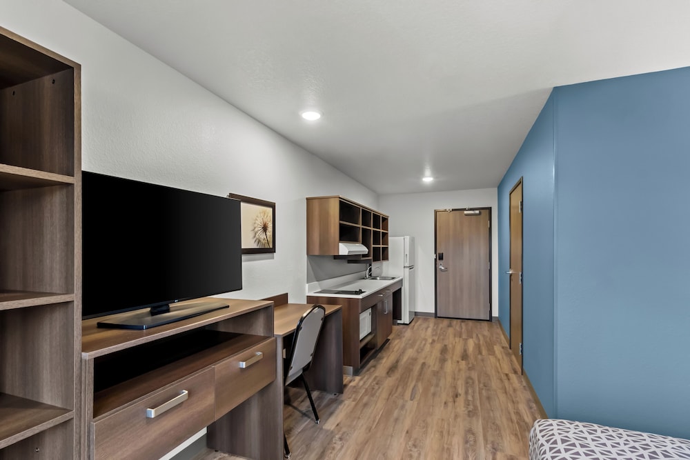 WoodSpring Suites Beaverton Portland West - photo 10