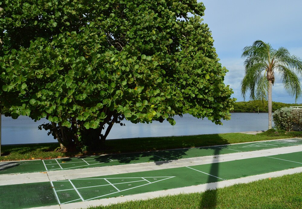 Harborside Suites at Little Harbor - photo 15