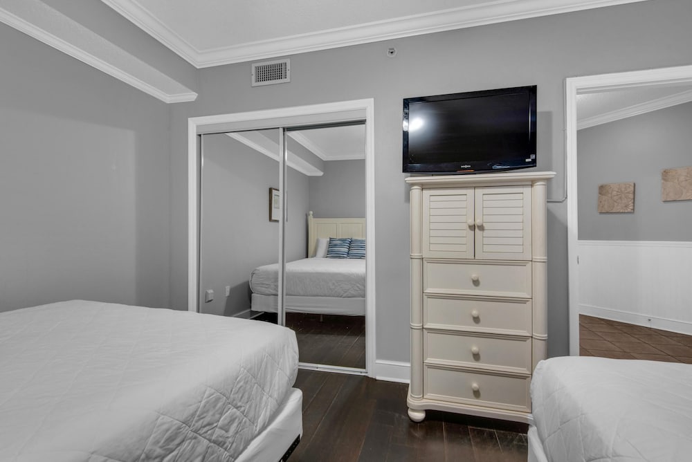 Majestic Beach Towers 1 1302 - featured photo