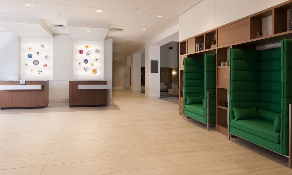 Embassy Suites by Hilton Raleigh Crabtree - photo 14
