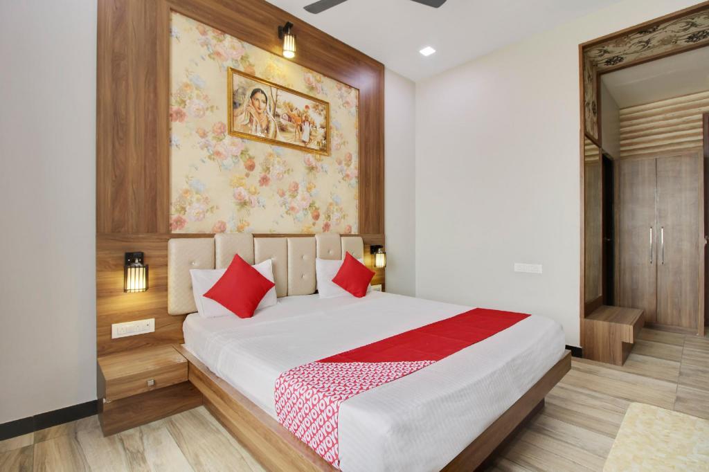 Oyo 72039 Royal Guest House