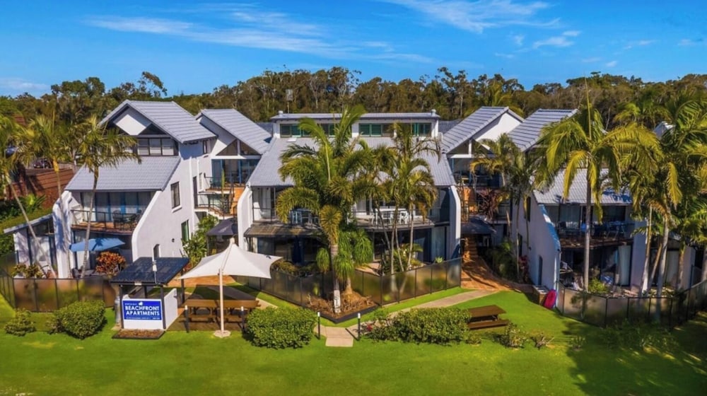 Byron Bay Beachfront Apartments — 4-Star Luxury Hotel in Byron Bay, Australia