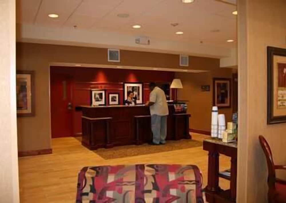 Hampton Inn & Suites Ocala Belleview - photo 3