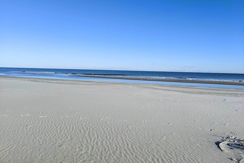 1 Mi to Beach: Family friendly Evian Resort Condo - photo 22