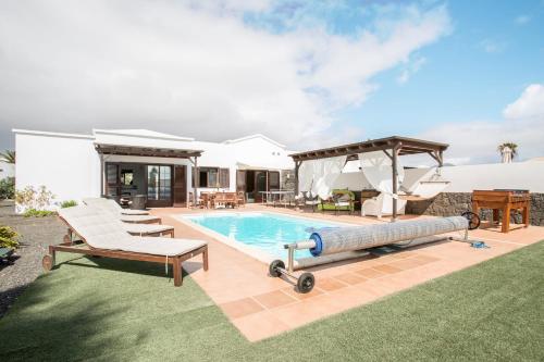 Villa Kodotoma — 4-Star Luxury Hotel in Yaiza, Spain