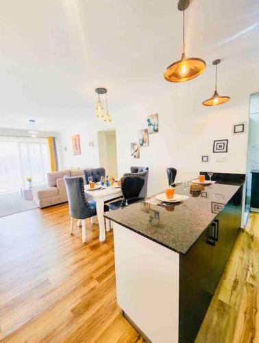 Armonia 2 Bdrm Apt Gym Poolview Wi Fi Netflix