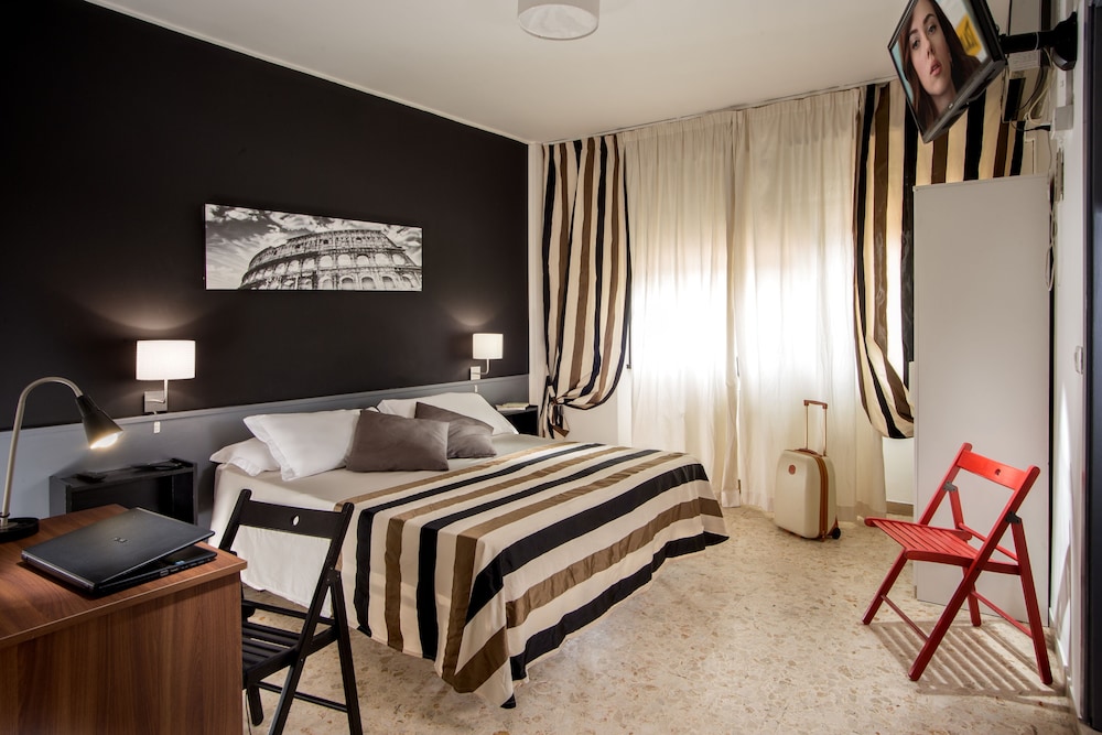 Radio Hotel - last minute hotel in Rome