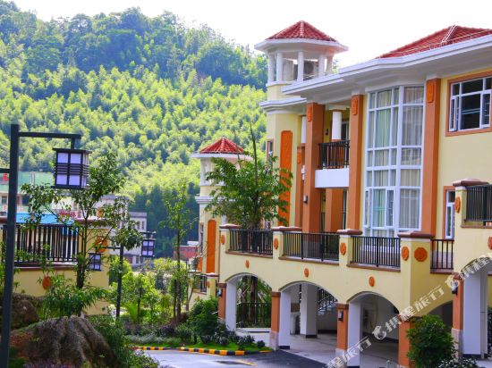 South Kunshan Boxiang Forest Resort in Longmen, People's Republic of China