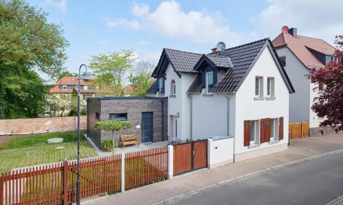 Bei Meyers im Leipziger Neuseenland — hotel in Boehlen