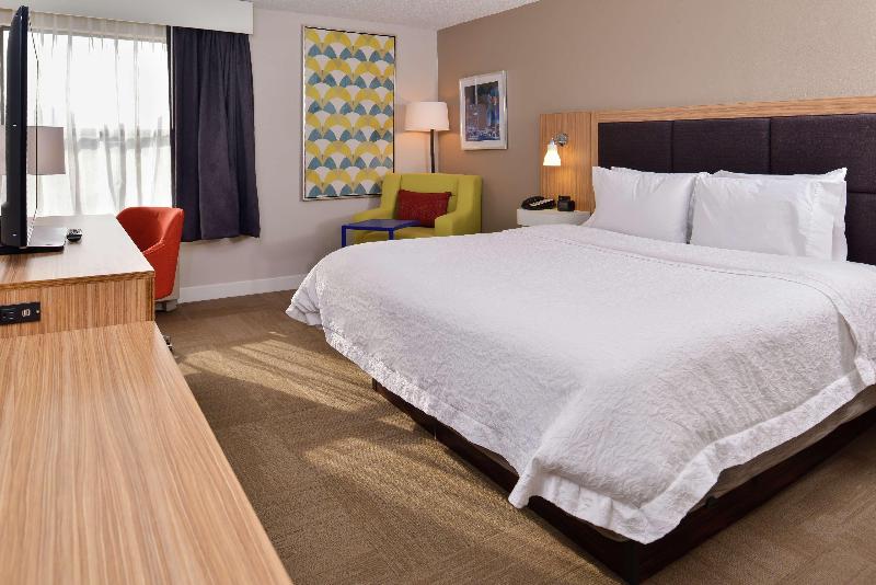 Hampton Inn Greensboro East - photo 34