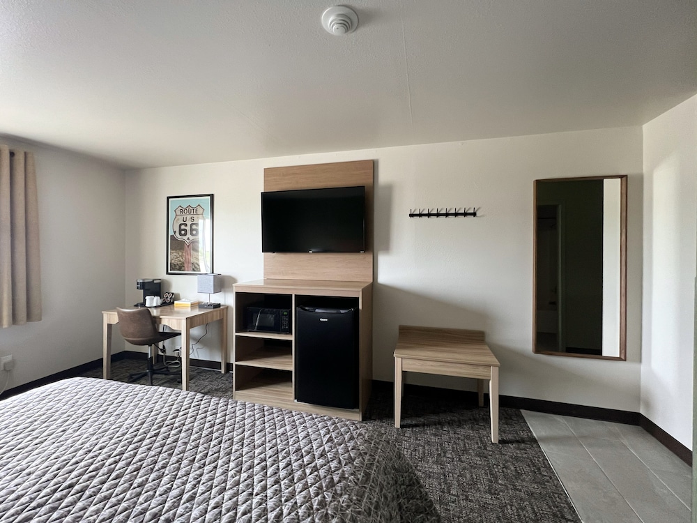Travelodge by Wyndham Atlanta Illinois - photo 10
