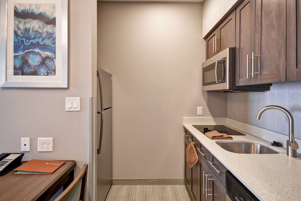 Homewood Suites by Hilton Conroe - photo 24