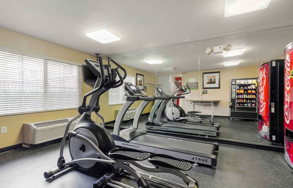 Extended Stay America Select Suites Atlanta Perimeter Peacht - photo 31
