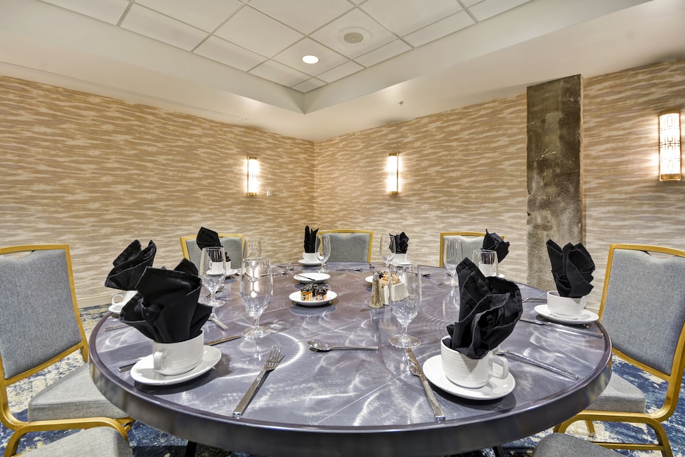 Hotel Indigo Kansas City The Crossroads by IHG - photo 58