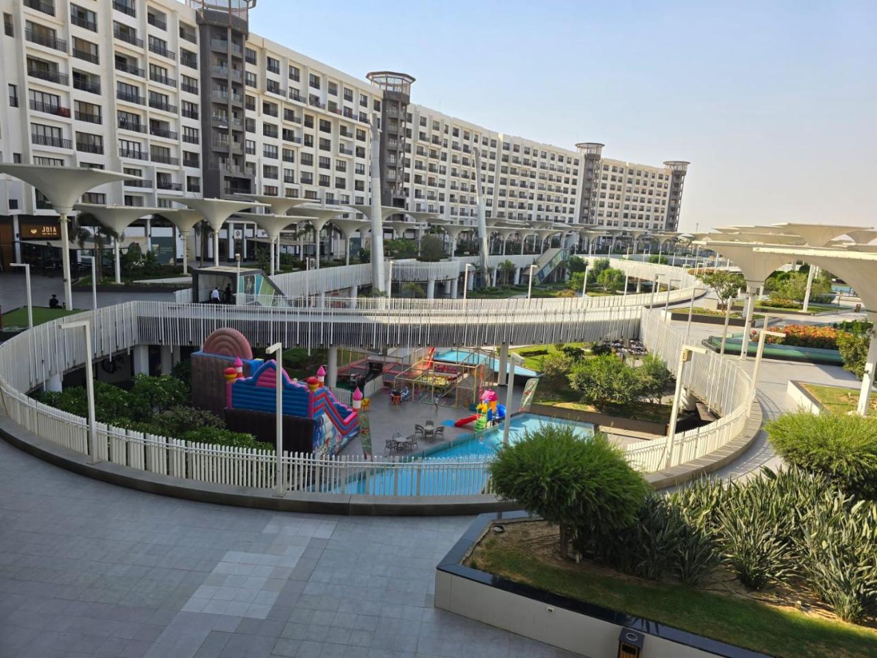 Park Mall - carbon neutral hotel in New Cairo