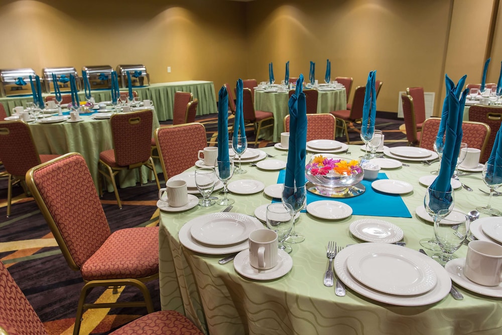 Hilton Garden Inn San Mateo - photo 39