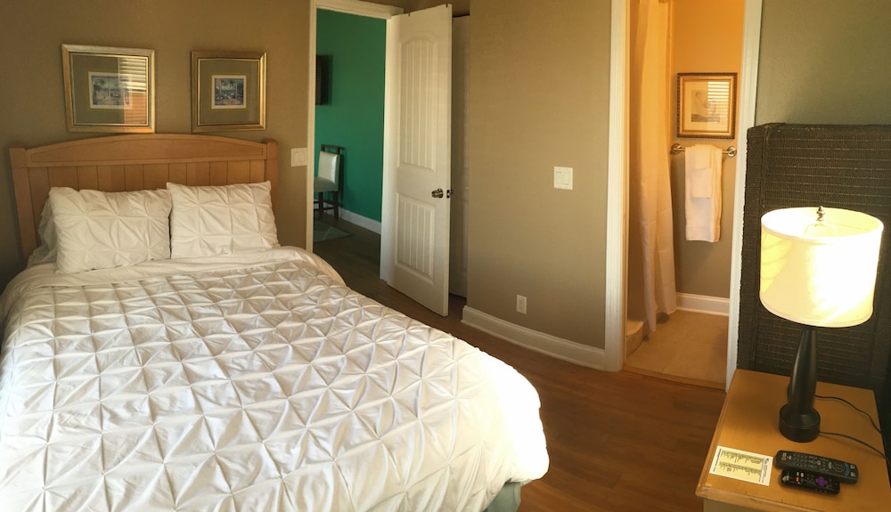 Blue Waters Treasure Island - photo 2