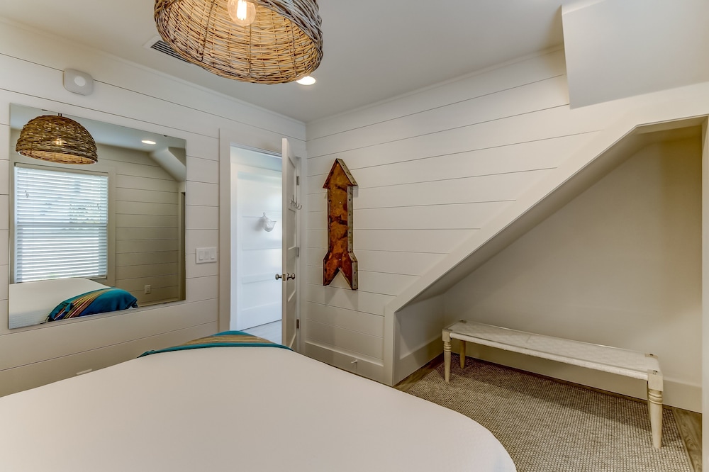 Yellow Oceanfront Hotel Room With Spectacular View of Atlantic Ocean by Redawning - photo 19