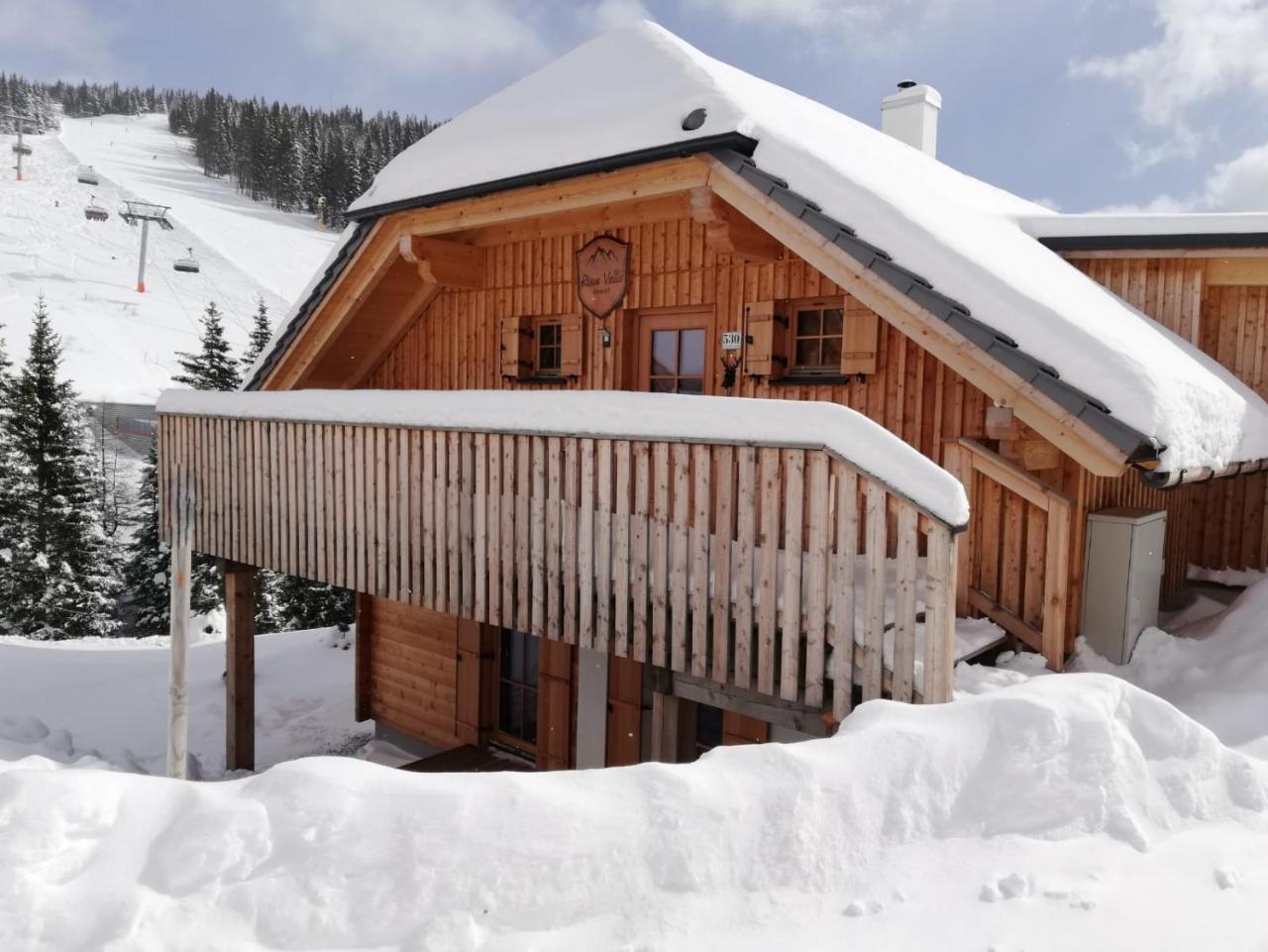 Chalet Risus Vallis Lachtal — 4-Star Luxury Hotel in Oberwoelz Stadt, Austria