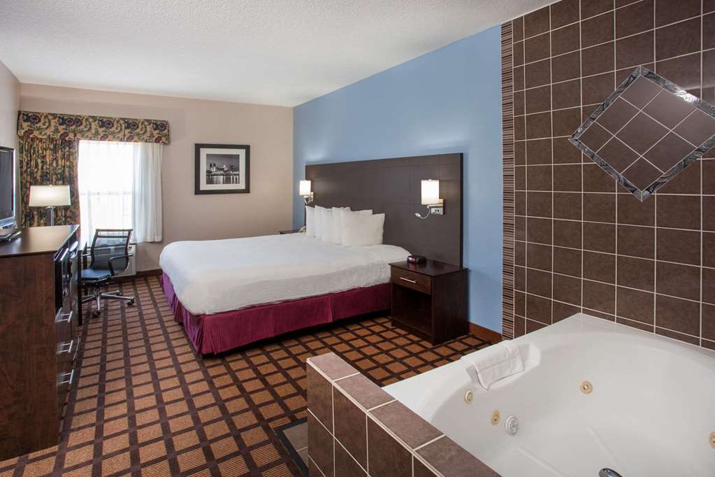 Baymont by Wyndham Morton - photo 13