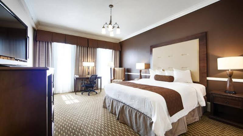 Best Western Plus San Pedro Hotel & Suites - photo 29