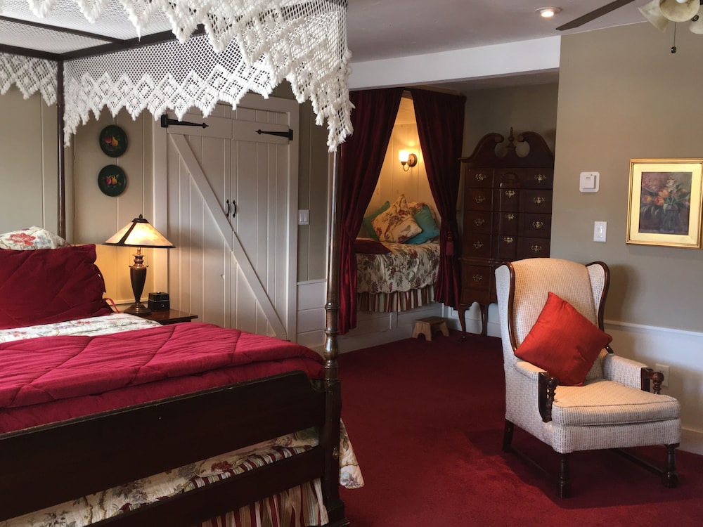 Deerhill Inn - photo 62