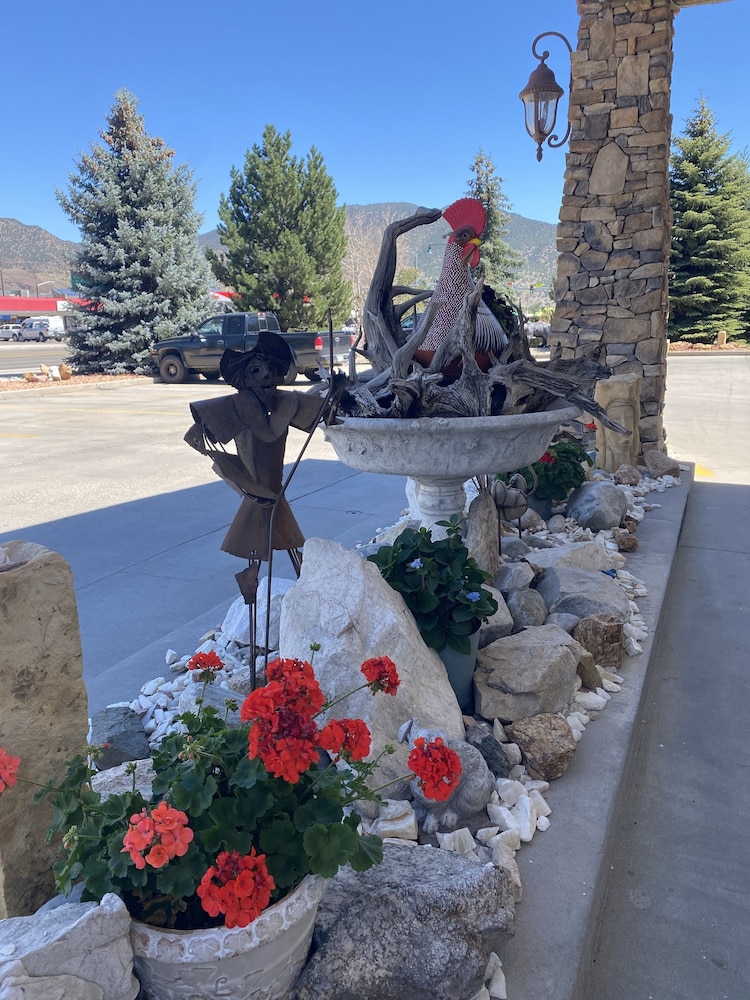 Browns Canyon Inn - photo 69