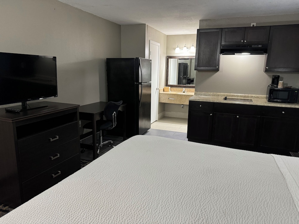 Homegate Inn And Suites Collierville TN - photo 13