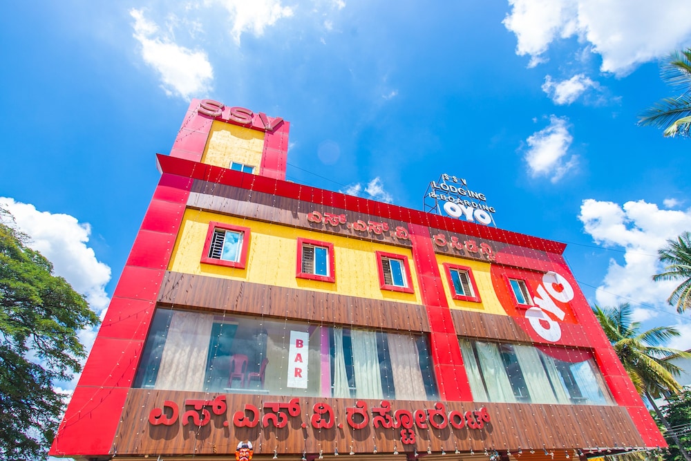 Oyo 17373 Ssv Hotel — hotel in Hoskote
