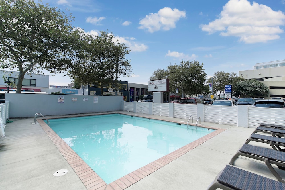 Marjac Suites Virginia Beach Oceanfront - photo 17