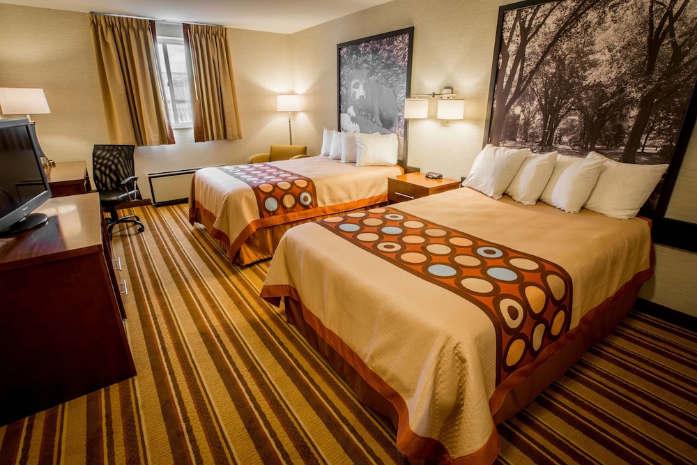 Super 8 by Wyndham State College - photo 5