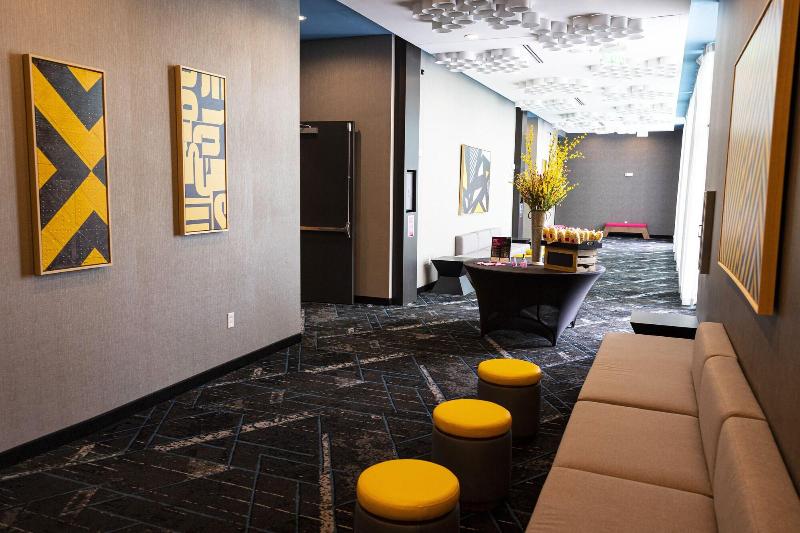 Aloft Dallas DFW Airport Grapevine - photo 55