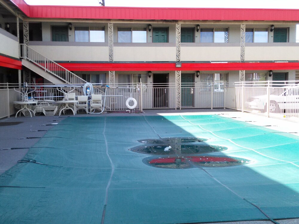 Yakima Valley Inn - photo 30