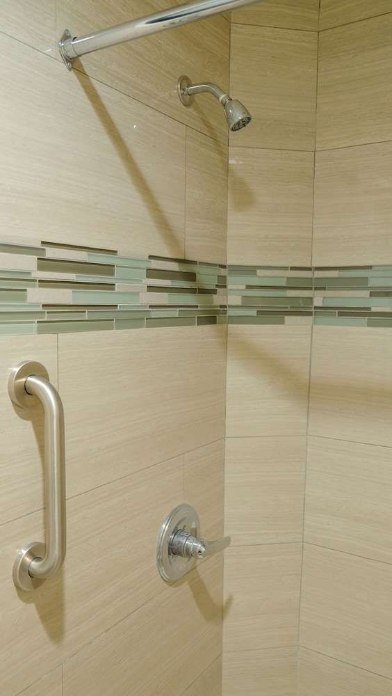El Patio Hotel - photo 2