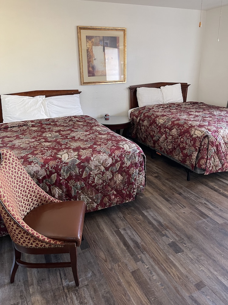 Crystal Motel - photo 9