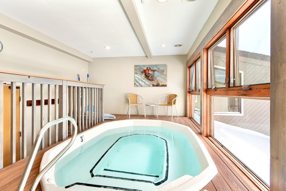 Gold Point Resort Breckenridge by Vacatia - photo 81