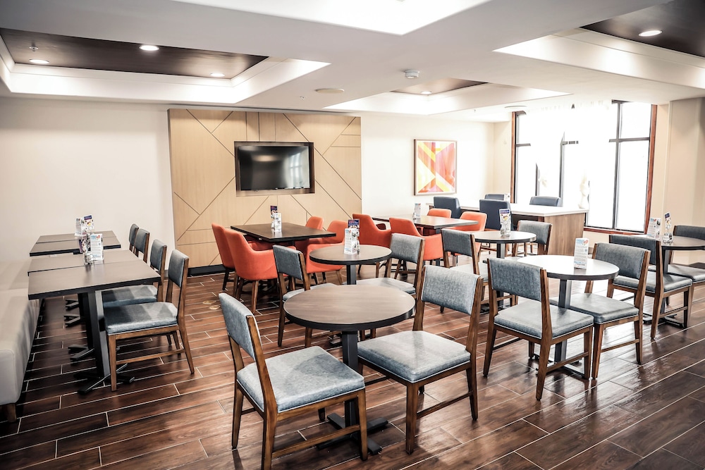 Holiday Inn Express Hotel & Suites Douglas by IHG - photo 34