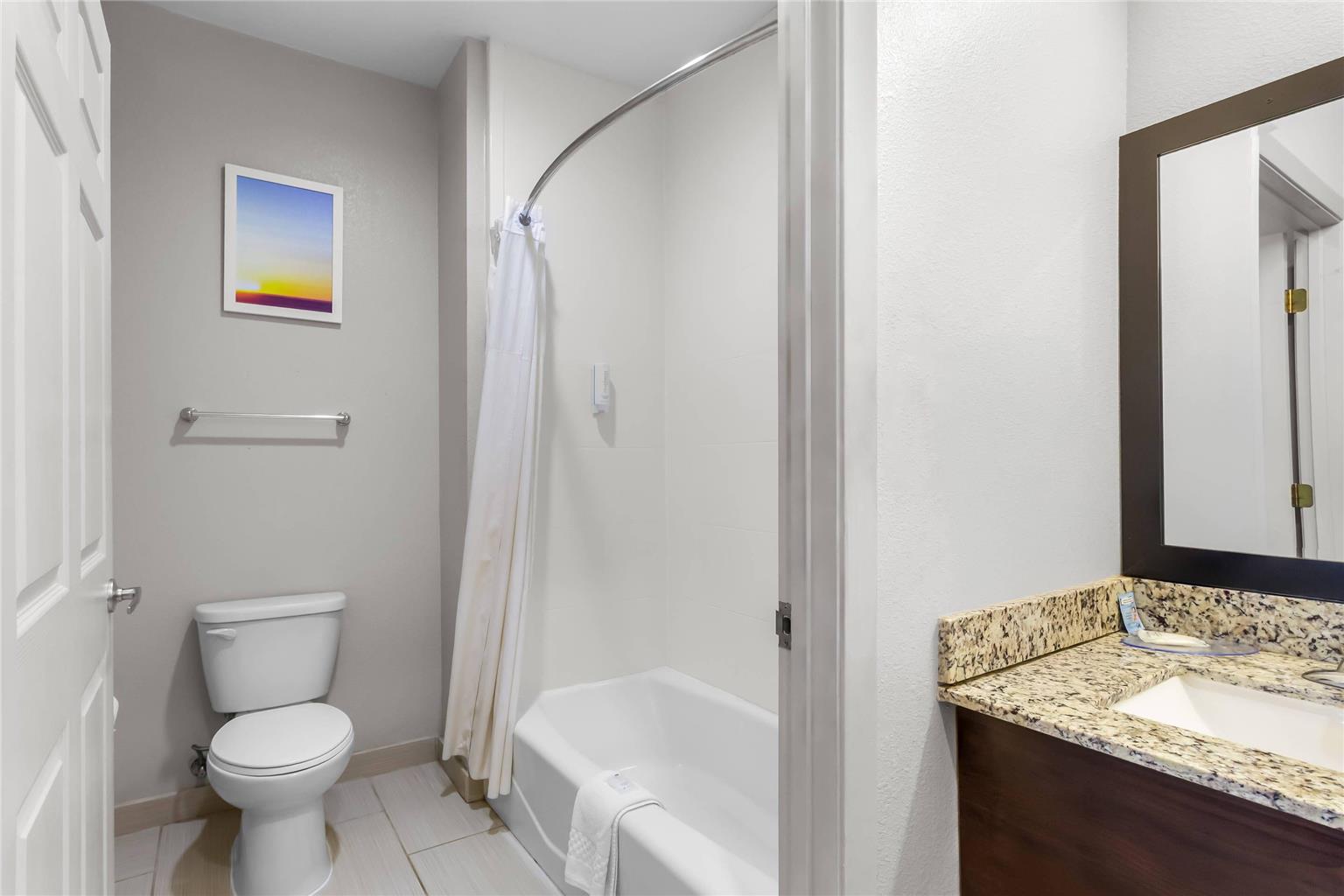 Econo Lodge Bryan TX - photo 17