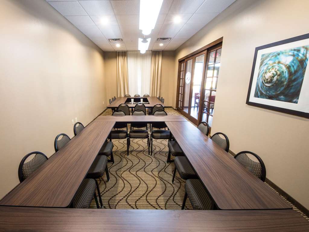 Comfort Suites Dunnellon near Rainbow Springs - photo 24