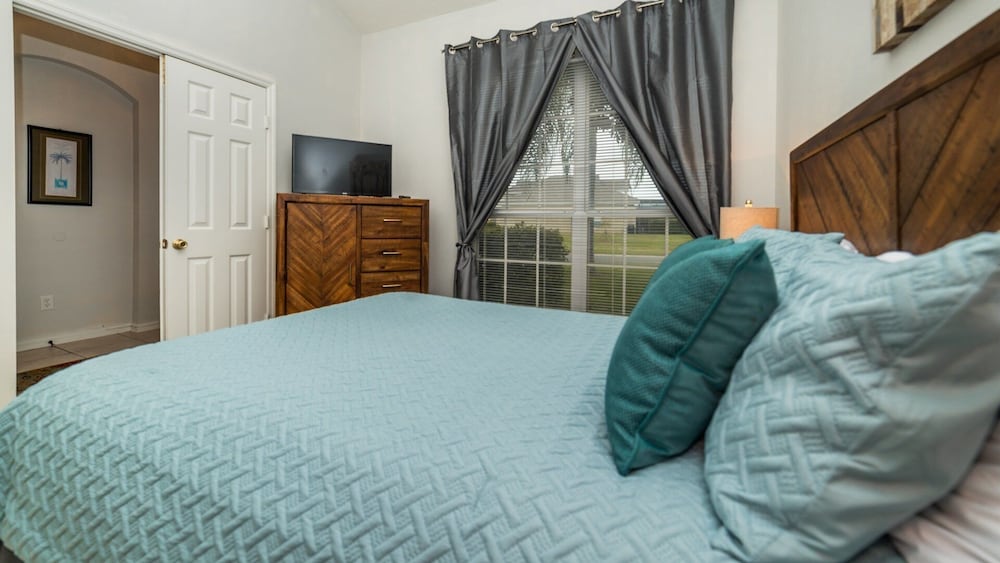 8167 Windsor Palms Resort - photo 9