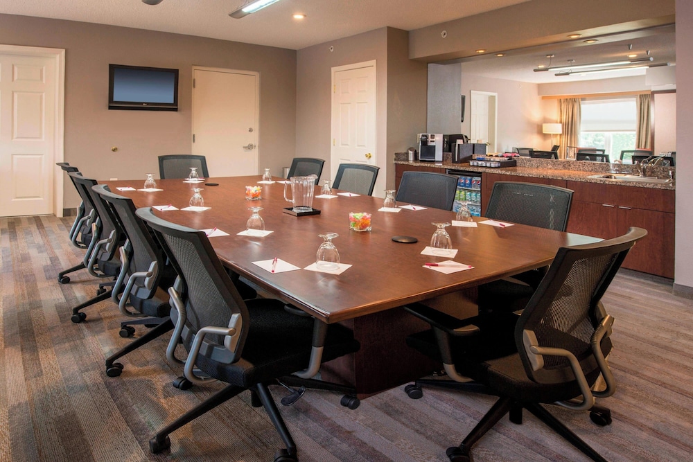 Residence Inn by Marriott Frederick - photo 32