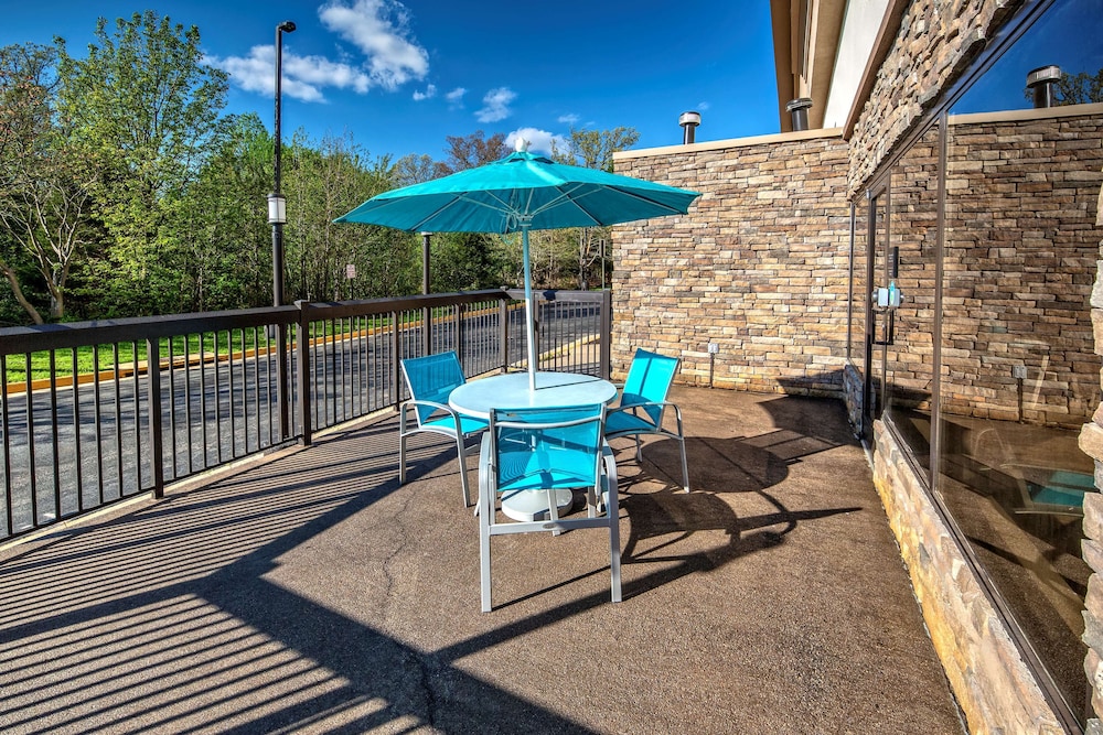 Hampton Inn Dumfries Quantico - photo 43